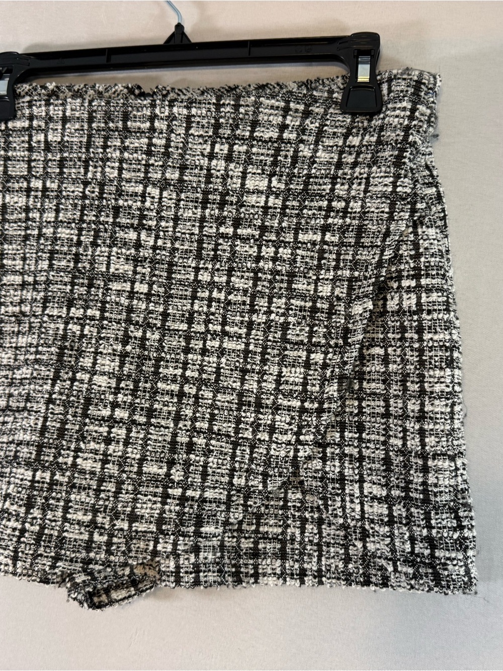 Madden NYC Women’s Size Medium Black White Tweed Bouclé Skort Fully Lined